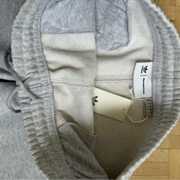 adidas x Pharrell Williams Humanrace basics short in heather light grey - Picture 9 of 16